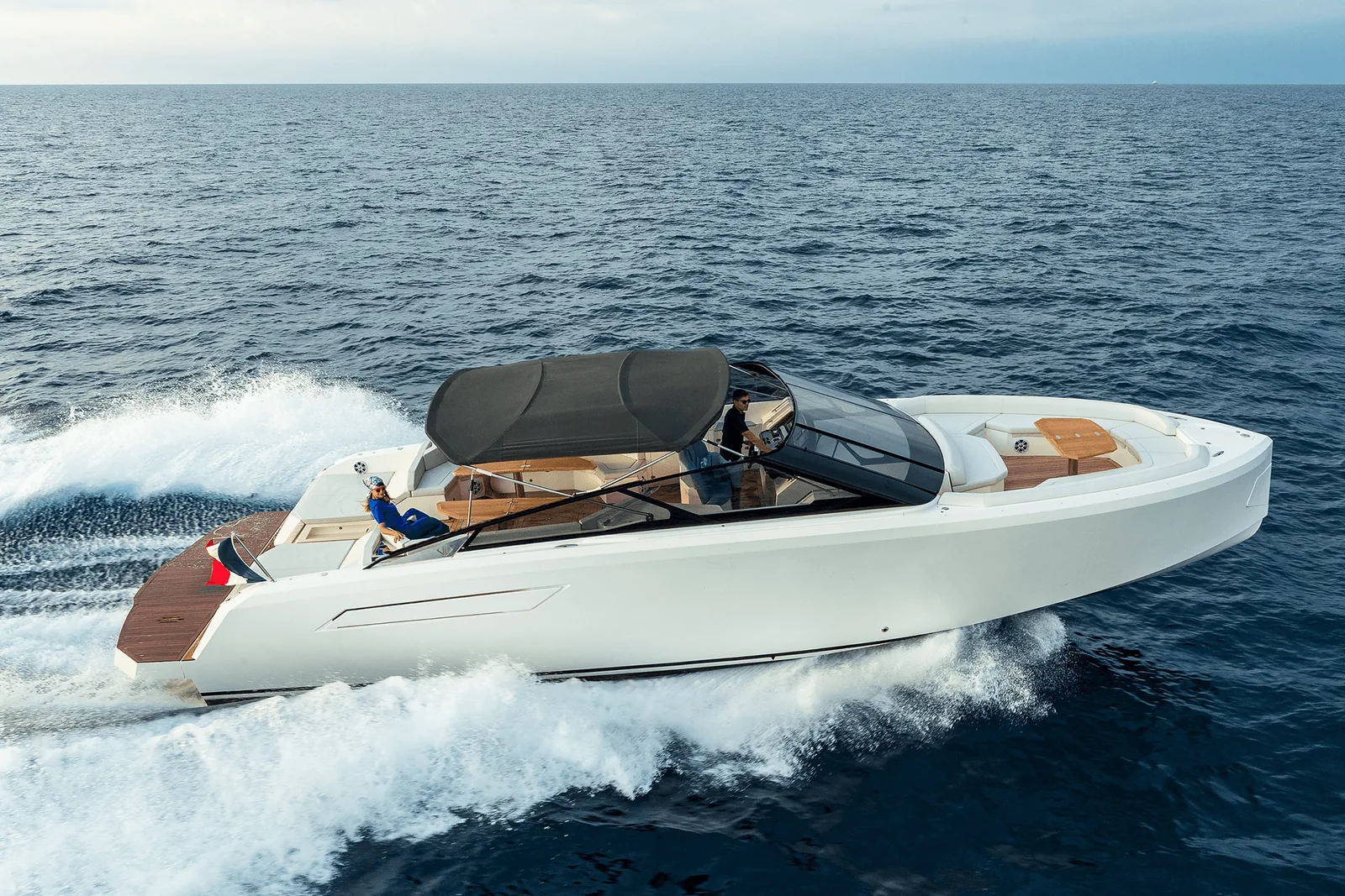 Un dayboat BB Yachts en Méditerranée